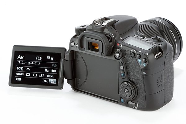 Canon EOS 70D product shot