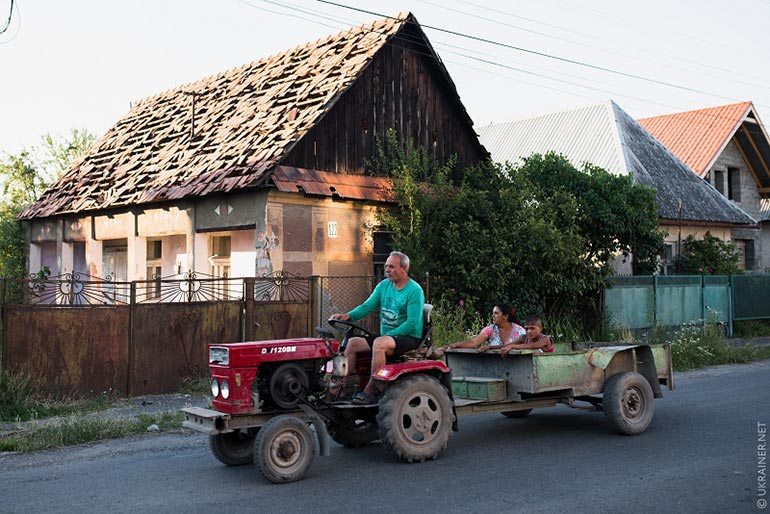 Discovering Remote Parts of Ukraine with Project Ukraїner