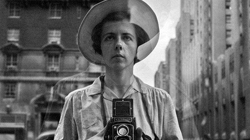 «В-поисках-Вивиан-Майер»-(Finding-Vivian-Maier),-2013-г