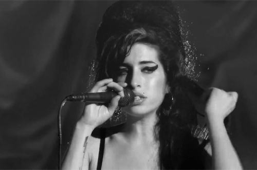 amy winehouse gif