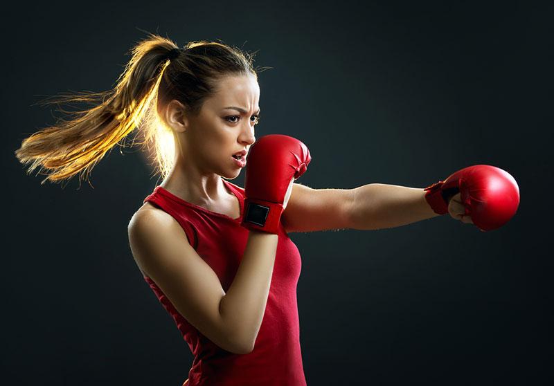 Tijana Moraca photography woman practicing boxing