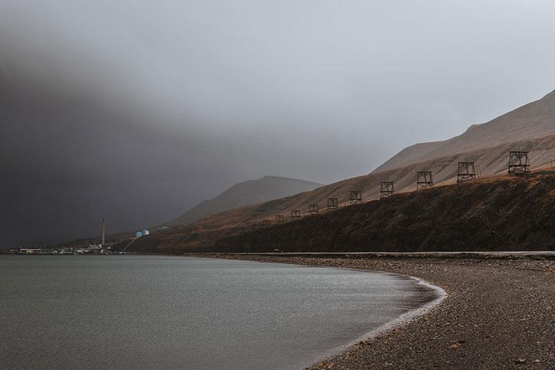 top-behance-photography-projects---LONGYEARBYEN-..