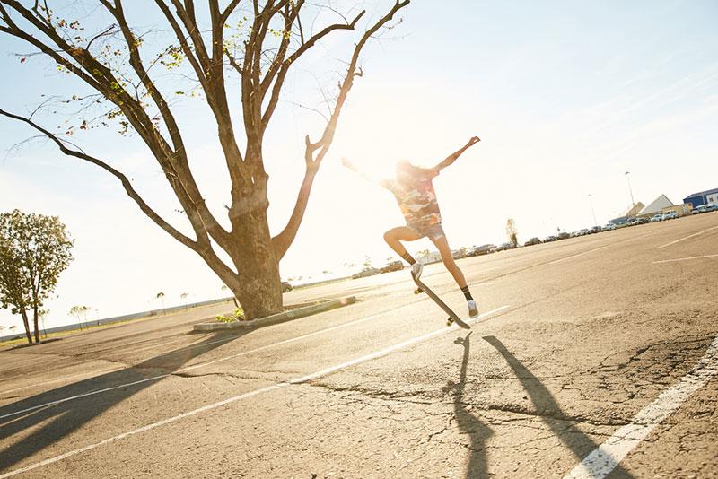 Evgeny Lobanov photography - skateboarder at sunset