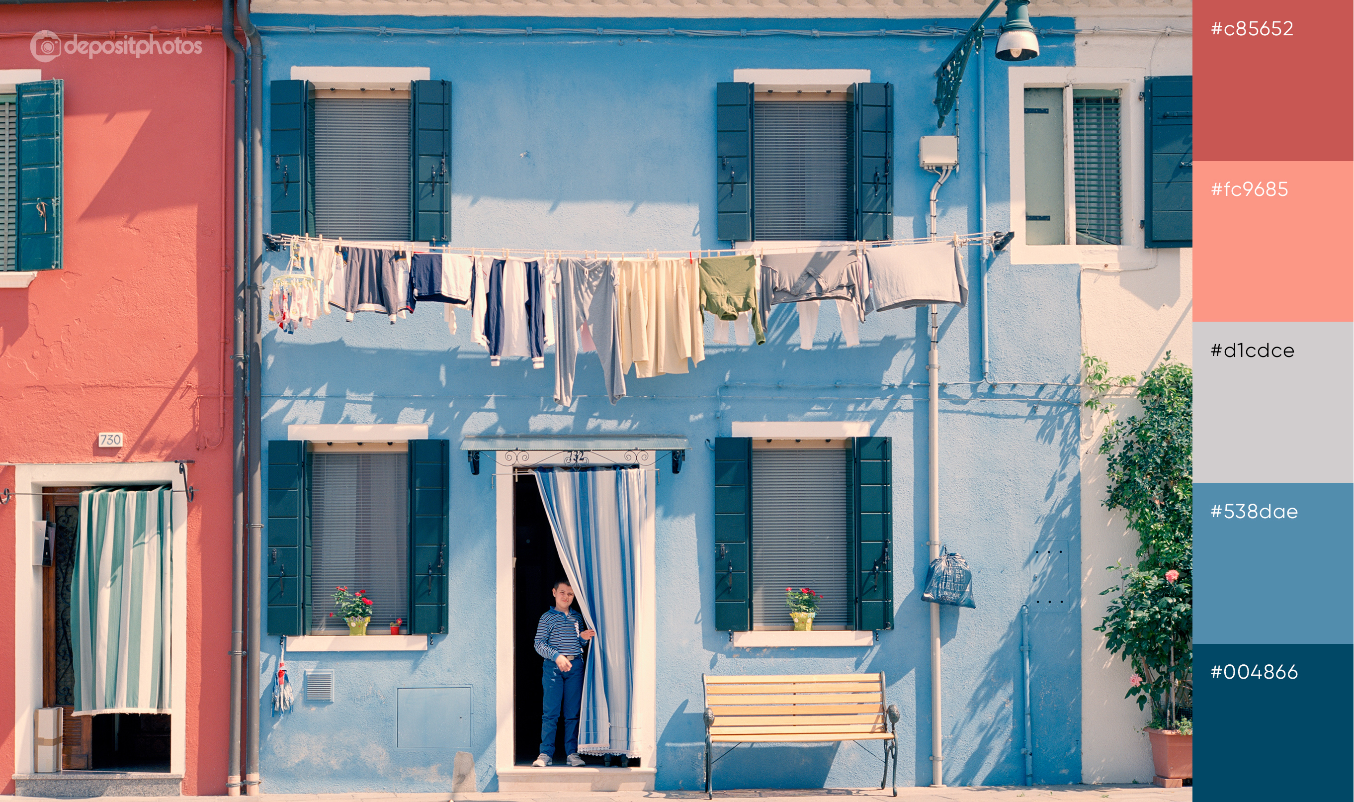 colorful house in Italy