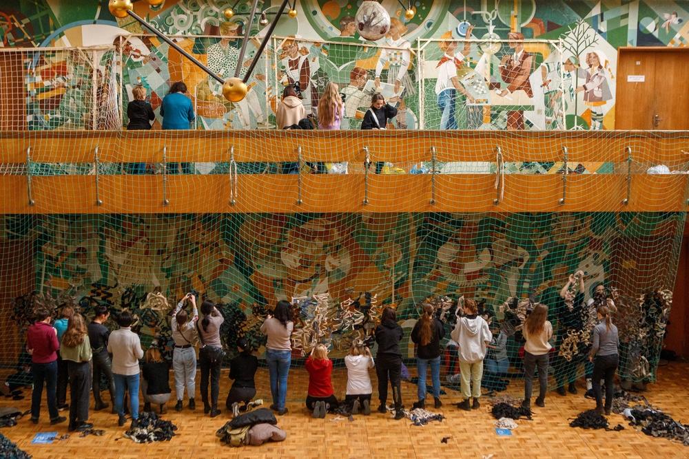 Making camouflage nets in Uzhhorod