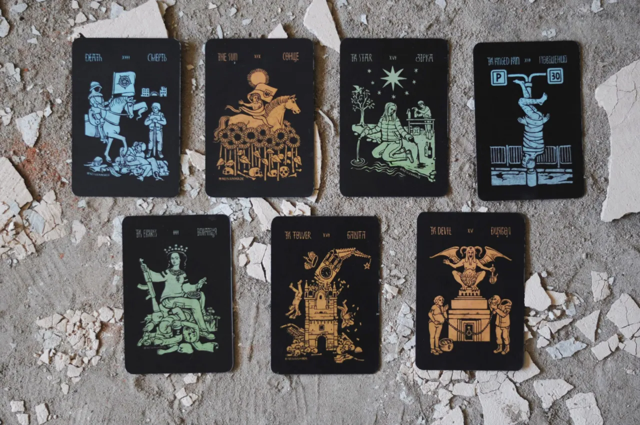 Arcana Belli tarot deck Mykhailo Skop