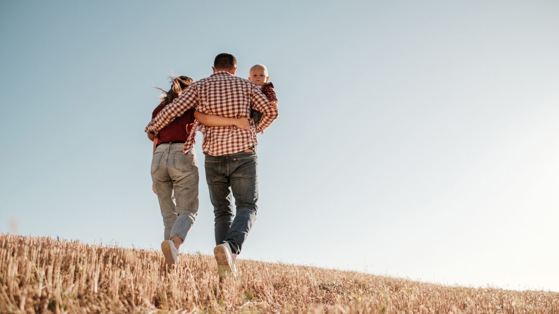 5 The Cutest Valentine's Day Photoshoot Ideas to Try in 2023