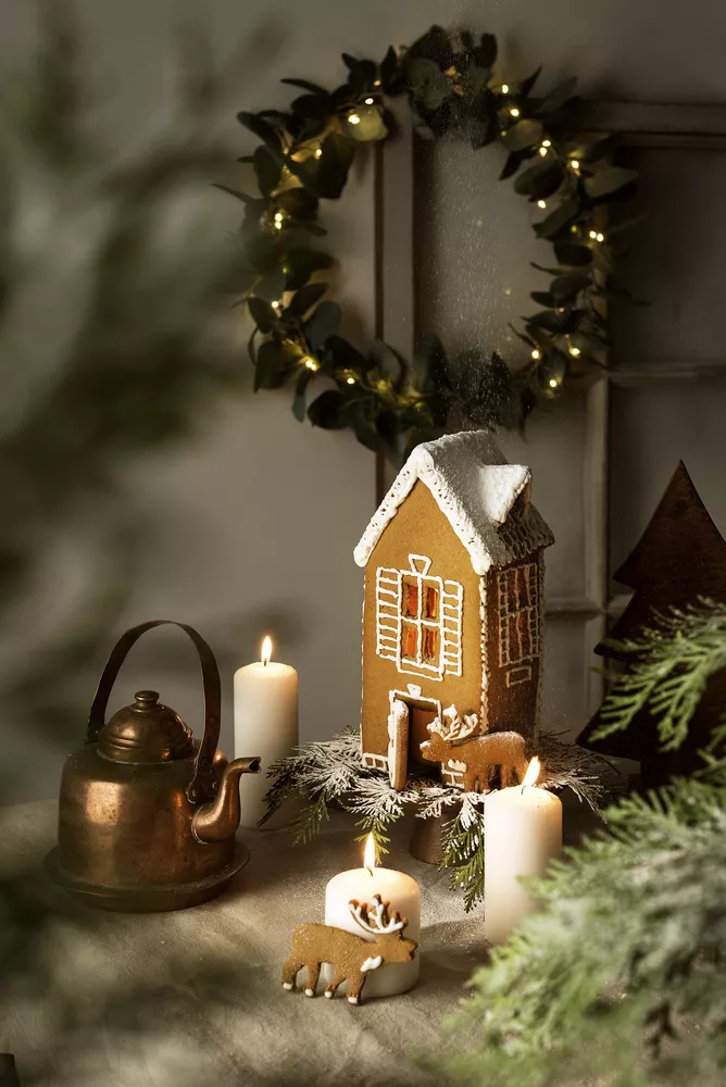 christmas-lights-and-candles-4